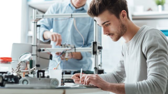 immagine di ricercatori che lavorano