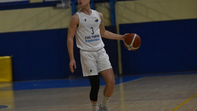 Matteo Porcella, studente atleta di pallacanestro