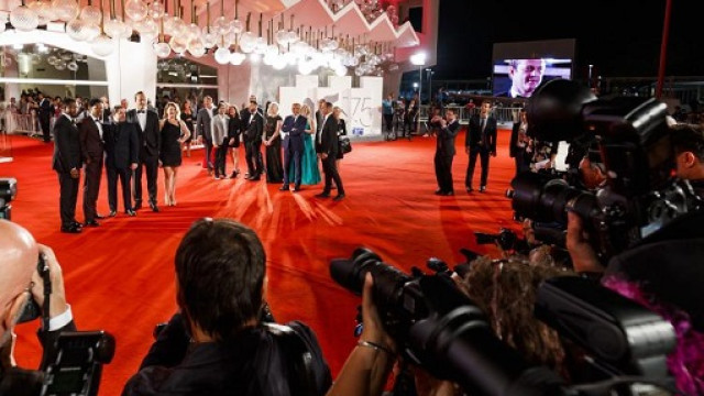 attori e attrici sul red carpet della mostra di Venezia