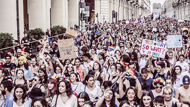 manifestazione degli studenti a Torino per i cambiamenti climatici