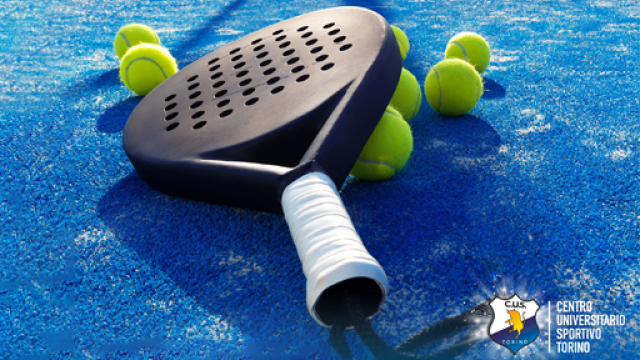 Foto di una raccheta da padel