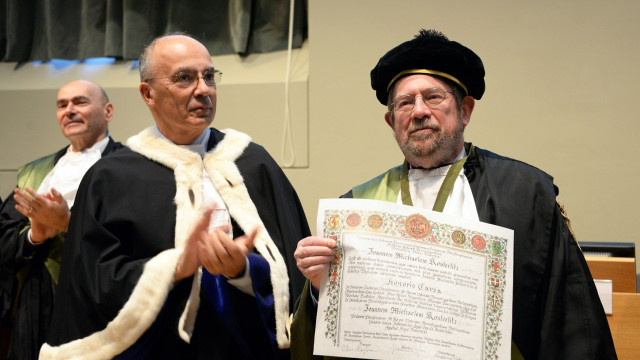 Gianmaria Ajani e John Michael Kosterlitz