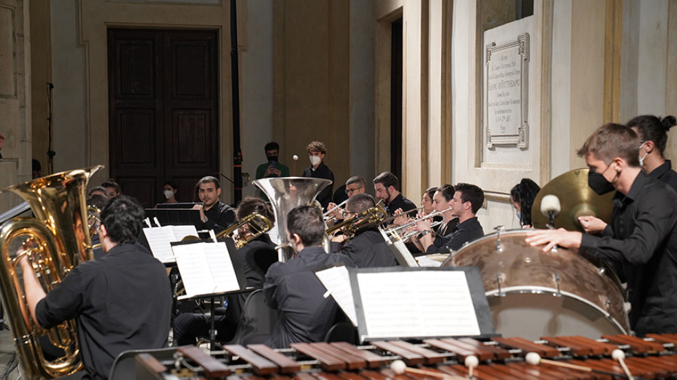 Musicisti nel cortile del rettorato in occasione della festa della musica