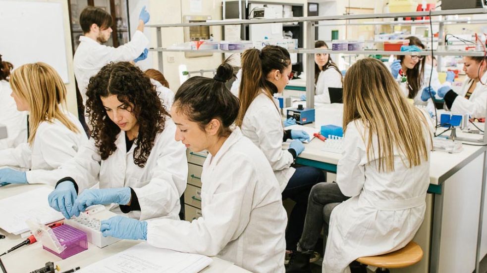 Un Laboratorio del Dipartimento di Scienze della Vita e Biologia dei Sistemi