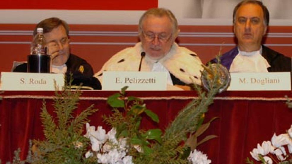Il Rettore durante la relazione di inaugurazione