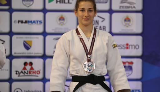 Giulia Italia De Luca Giulia Italia De Luca, studente atleta di Judo