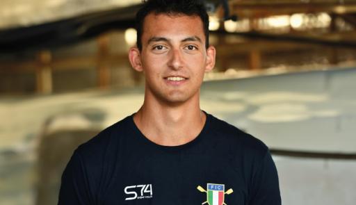 Simone Pappalepore Simone Pappalepore, studente atleta di canottaggio