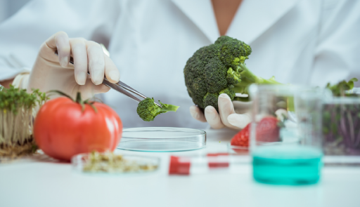 foto di analisi di laboratorio su alcuni cibi