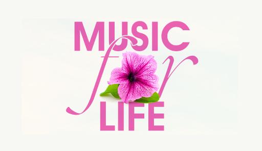 Foto di una petunia e titolo dell'evento