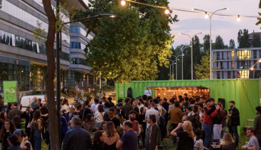 gruppo di persone al Campus Luigi Einaudi