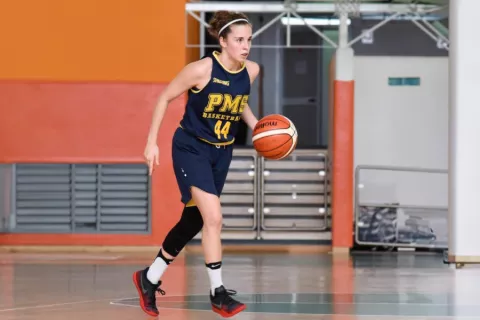 Anita Ramasso Anita Ramasso, studentessa atleta di pallacanestro