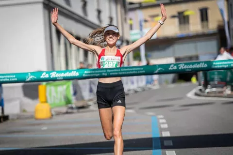 Axelle Vicari Axelle Vicari, studentessa atleta di atletica