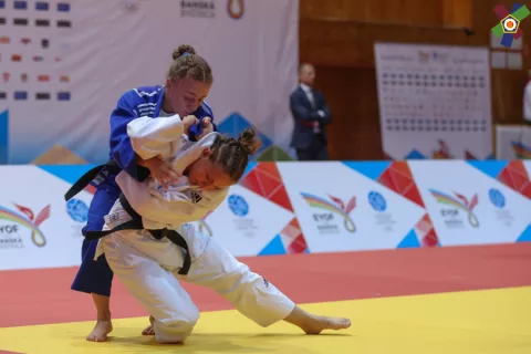 Emma Stoppari Emma Stoppari, studentessa atleta di Judo