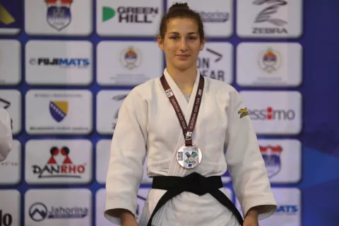 Giulia Italia De Luca Giulia Italia De Luca, studente atleta di Judo