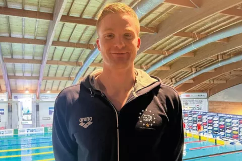 Luca Moni Luca Moni, studente atleta di nuoto