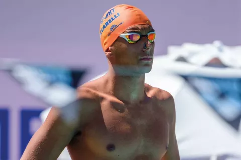 Simone Luccarelli Simone Luccarelli, studente atleta di nuoto