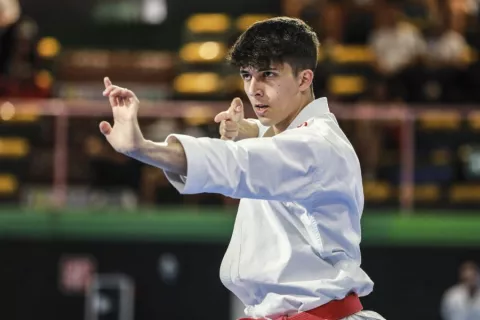 Thomas Galeotti Thomas Galeotti, studente atleta di karate