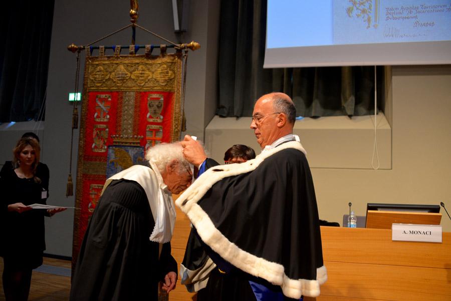 Cerimonia di conferimento della Laurea a Christo