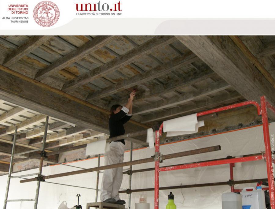 Palazzo Stemmi - Lavori di restauro di un soffitto decorato