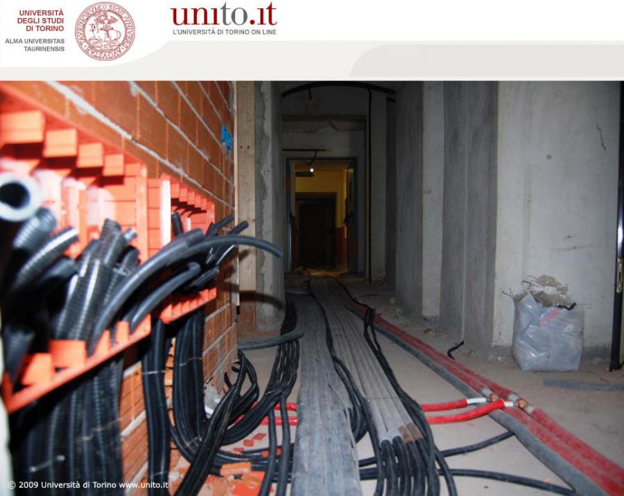 Posa tubi elettrici e idraulici