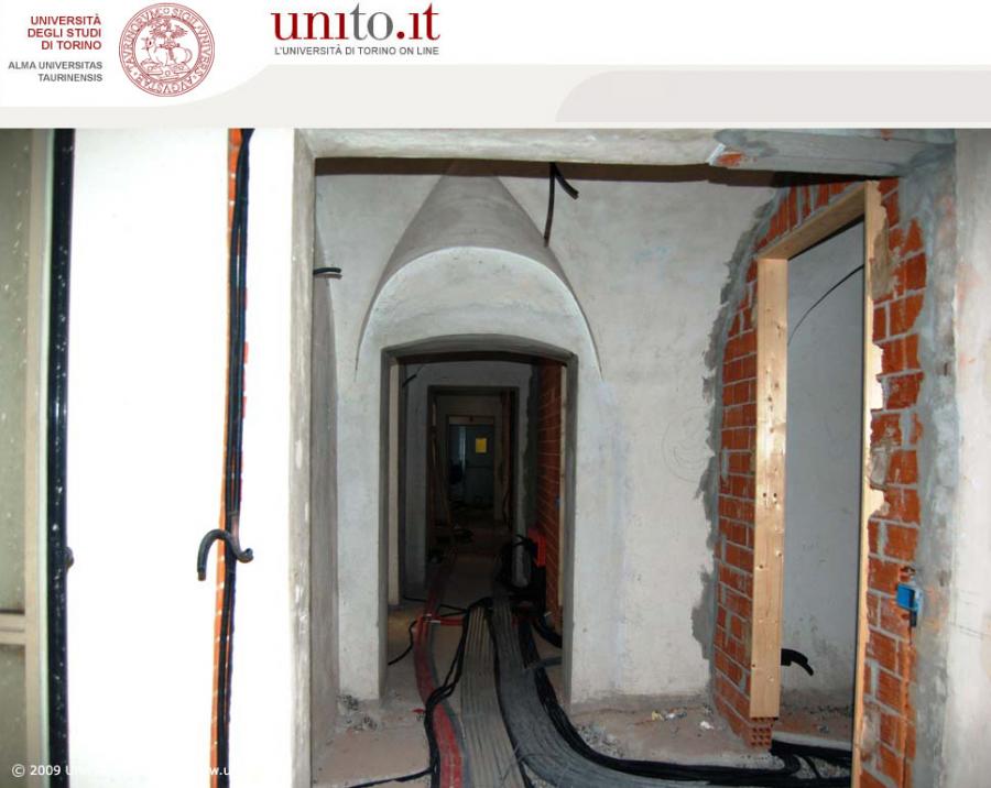 Posa tubi elettrici e idraulici