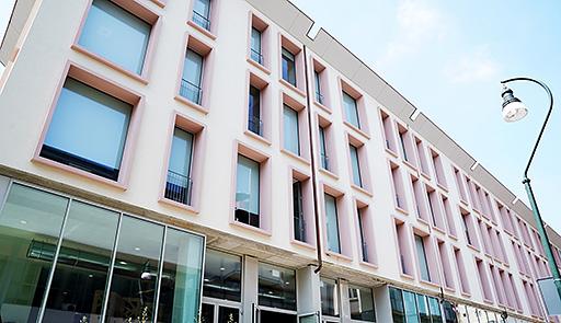 Facciata dell'edificio Aldo Moro