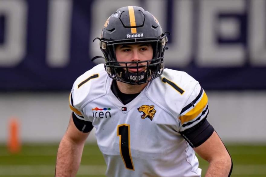 Davide Longhini Davide Longhini, studente atleta di football americano