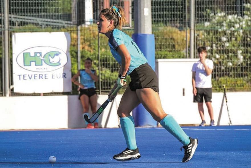 Sofia Rosario Buyo Sofia Rosario Buyo, studentessa atleta di Hochey su prato