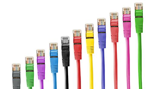 Cavi colorati per collegamento pc