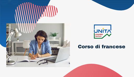 una studente che scrive su un quaderno davanti al computer e la scritta corso di francese