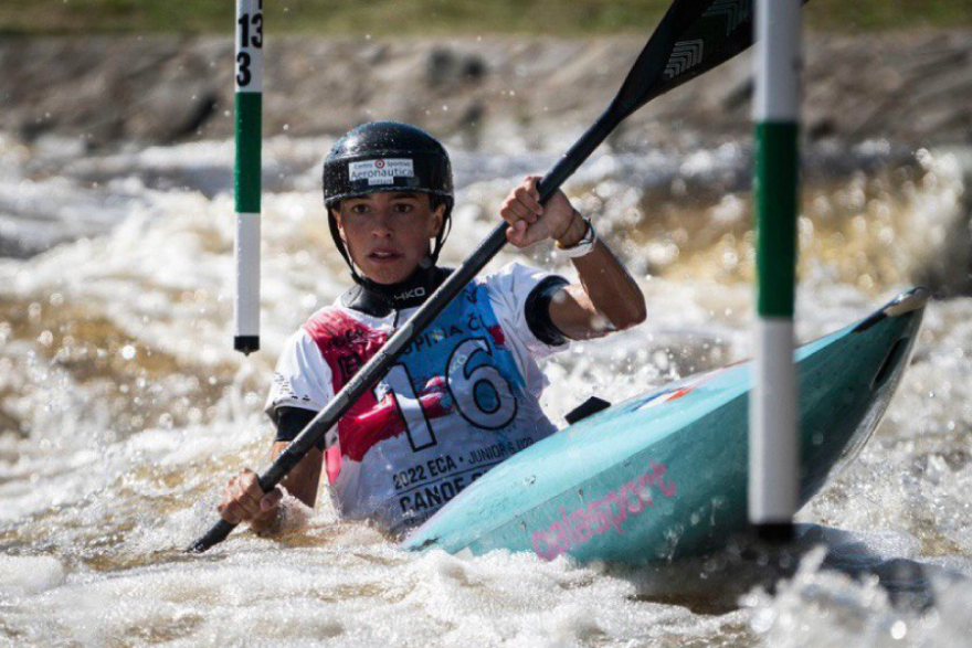 Francesca Malaguti Francesca Malaguti, studentessa atleta di canoa