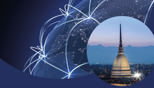 Grafica con sfondo blu e Mole Antonelliana in primo piano