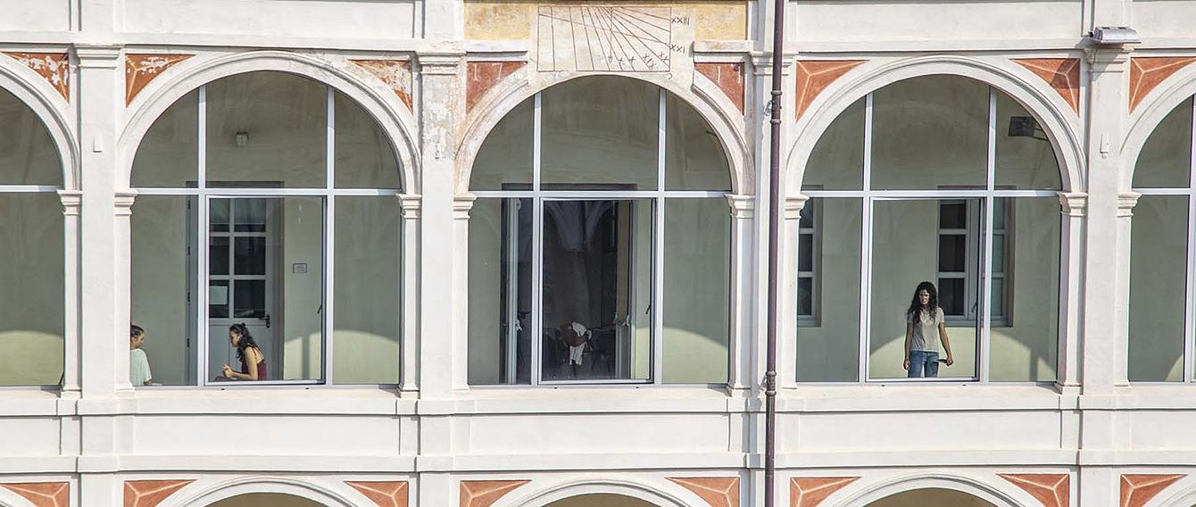 Vetrate della sede di Savigliano
