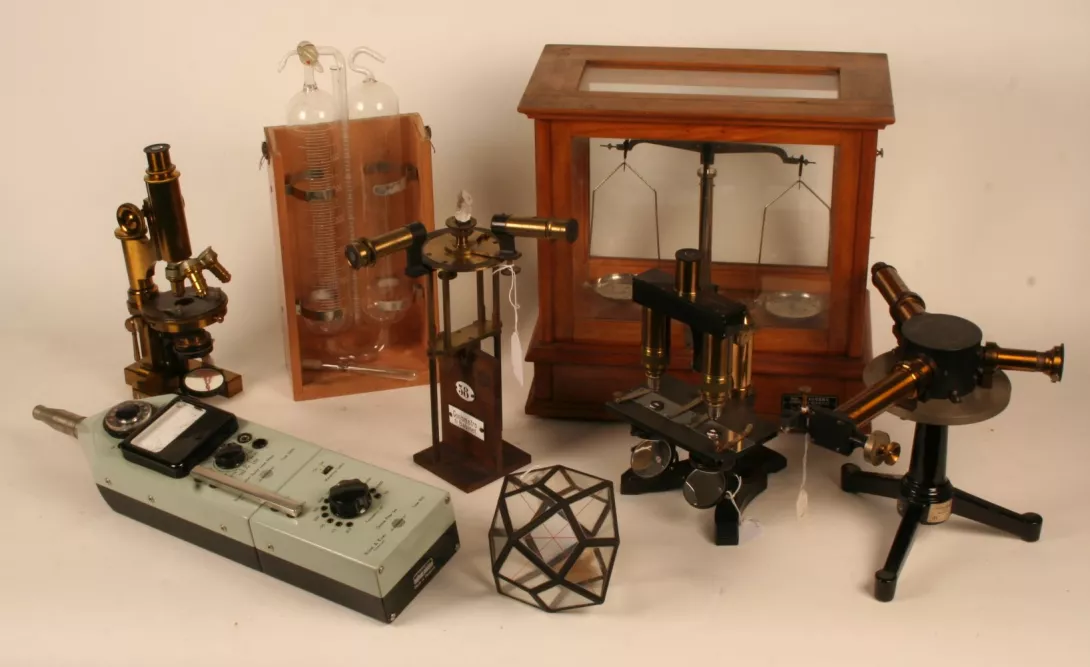 Archivio Scientifico e Tecnologico - ASTUT Archivio Scientifico e Tecnologico - ASTUT