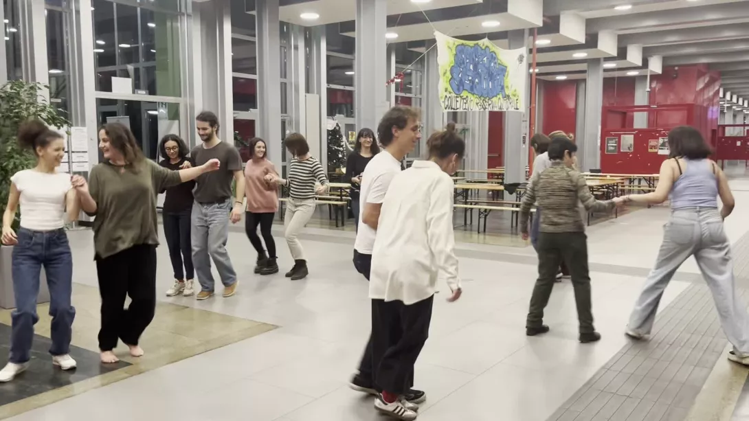 persone che ballano
